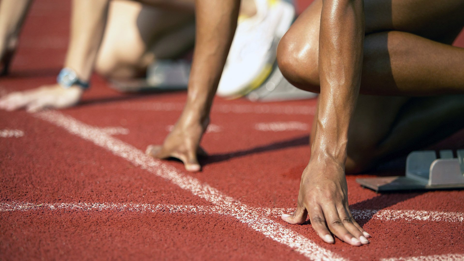 CBA球员用拼搏诠释体育精神，cba的精神